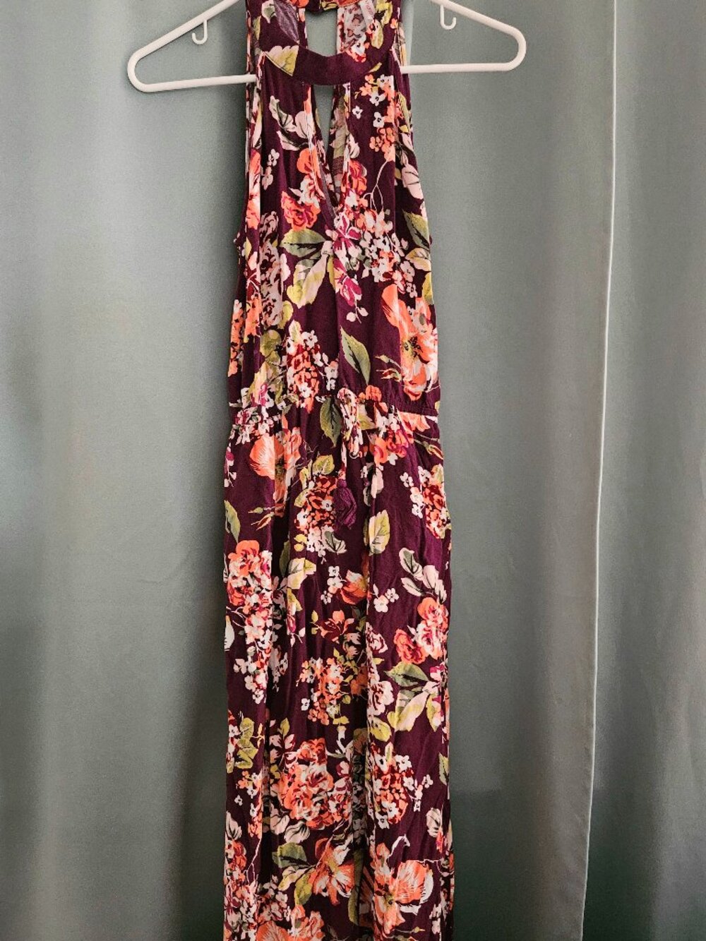 Xhilaration floral print halter maxi Dress size XS with pockets